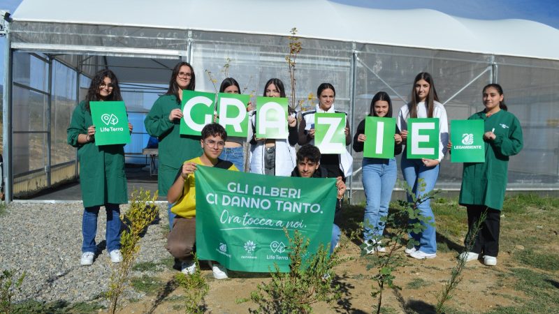 Festa dell’albero al liceo: Inaugurazione della serra idroponica