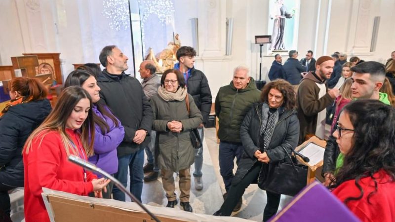 A spasso tra arte, cultura e tradizioni al Santuario della Santa Spina con i liceali