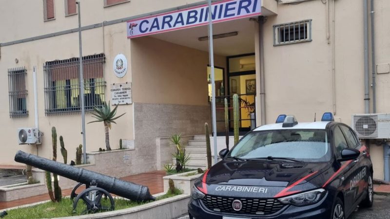 Intervento dei Carabinieri salva un uomo da un tentato suicidio