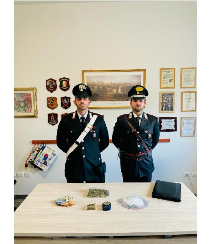 Arresto per detenzione di sostanze stupefacenti
