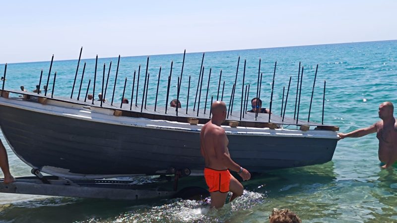 Flashmob a Steccato di Cutro per ricordare i morti in mare