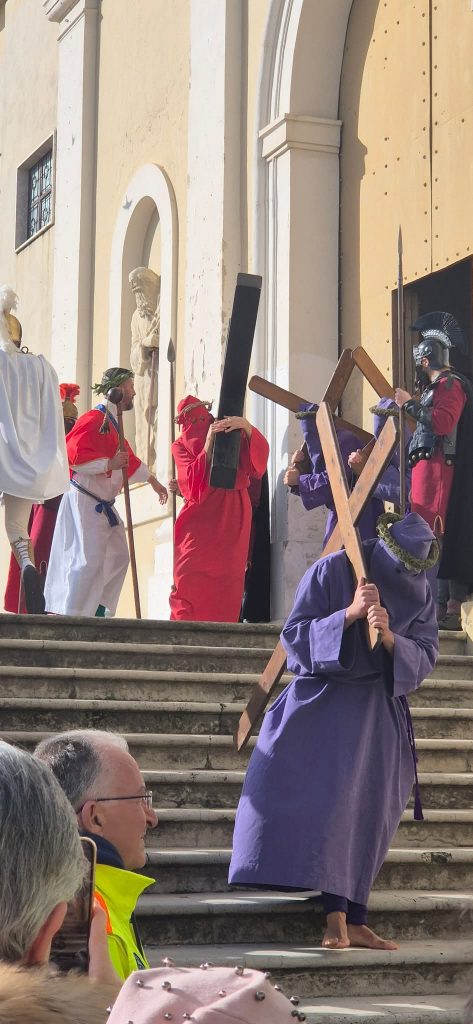 Calvario verso la Santa Spina: Ogni anno tante emozioni
