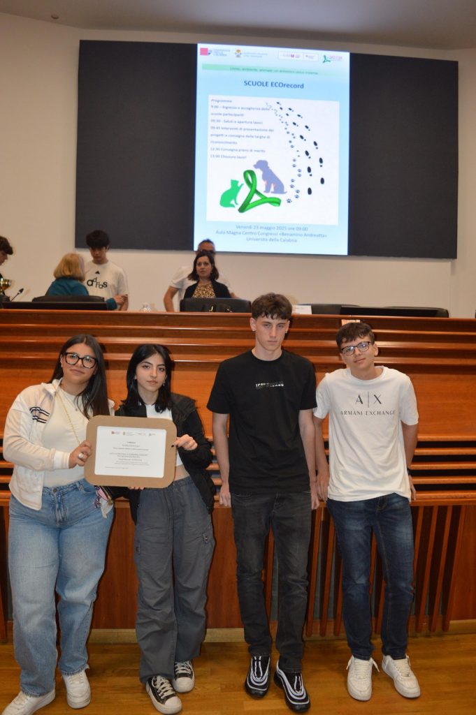 Il Liceo Scientifico R. L. Satriani premiato come Scuola ECOrecord