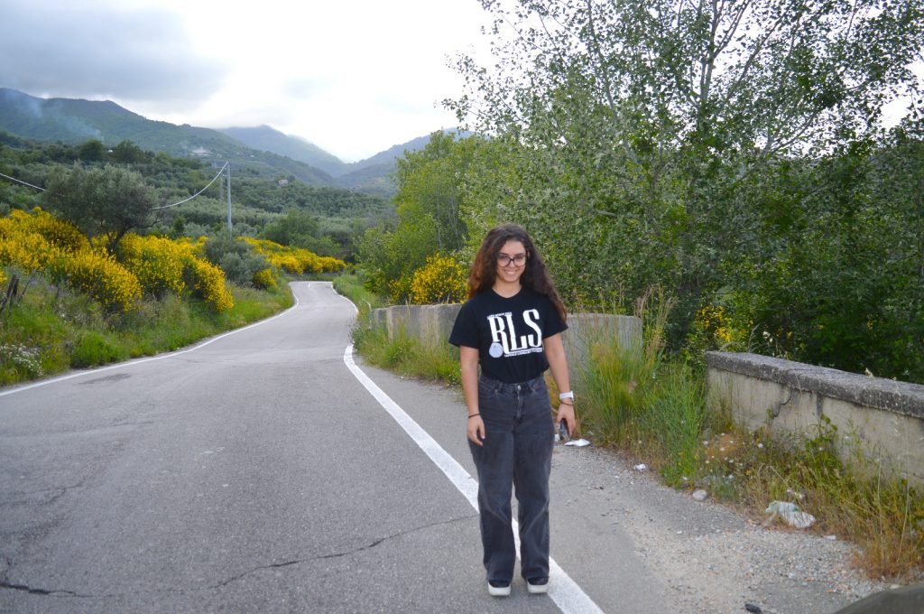 Petilia Policastro, geologia e giovani talenti: Flavia Nania vince il Premio “Giovane Geologo”
  