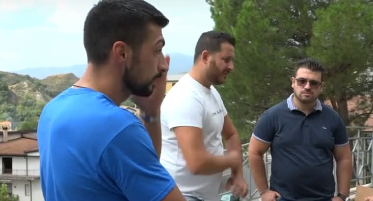 Gli eroi di Roccabernarda: Salvano la vita di una donna
  