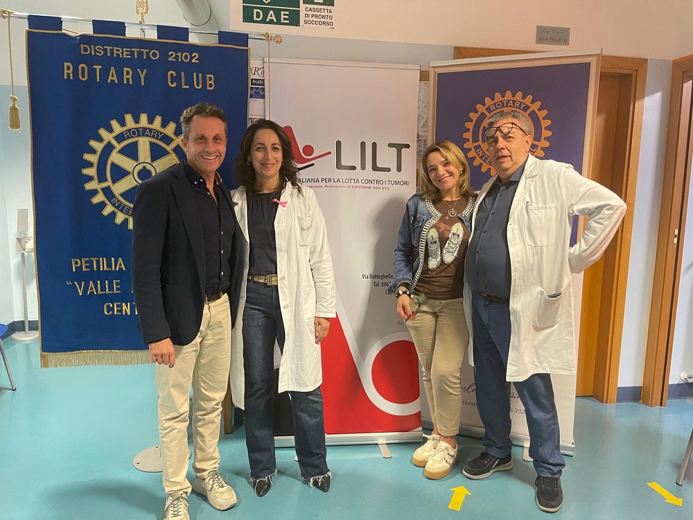 Ottobre in Rosa a Petilia Policastro: Rotary e LILT insieme per la prevenzione del tumore al seno
  