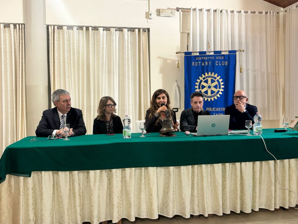 La prevenzione è donna: Grande partecipazione per il convegno del Rotary Club di Petilia
  