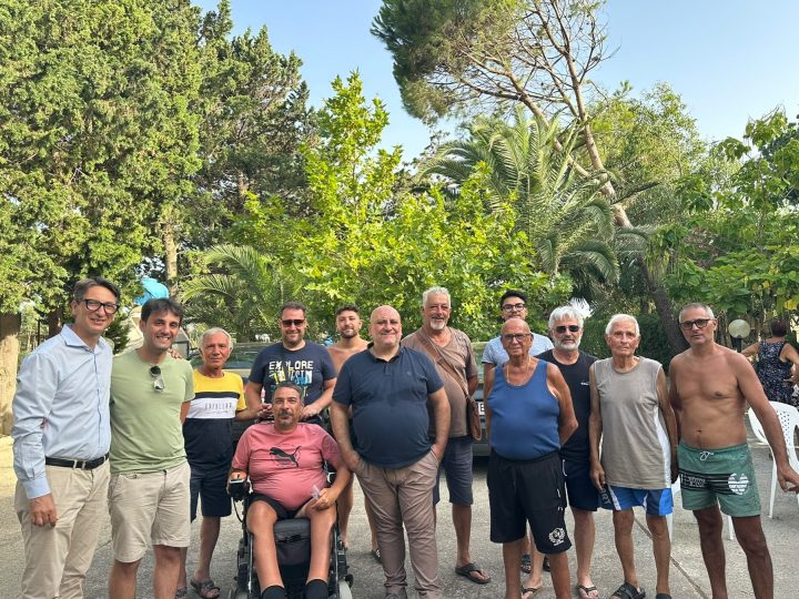 Steccato di Cutro, faccia a faccia tra amministrazione e cittadini: viabilità, ambiente e tributi al centro del dibattito